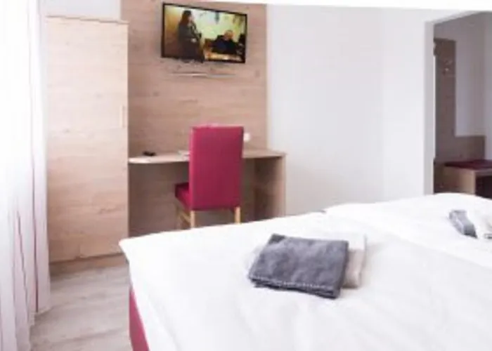 Bauers Gaestehaus * Obersiebenbrunn